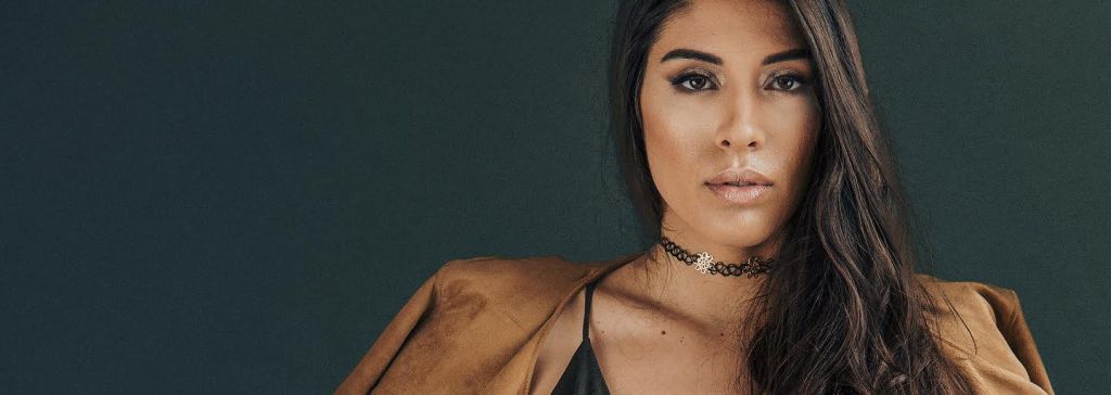 New Video: Julia Carlucci – Take Me&nbsp;Down